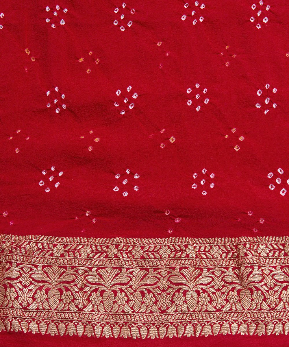 Handloom_Red_And_Pink_Pure_Georgette_Banarasi_Bandhej_Saree_WeaverStory_05