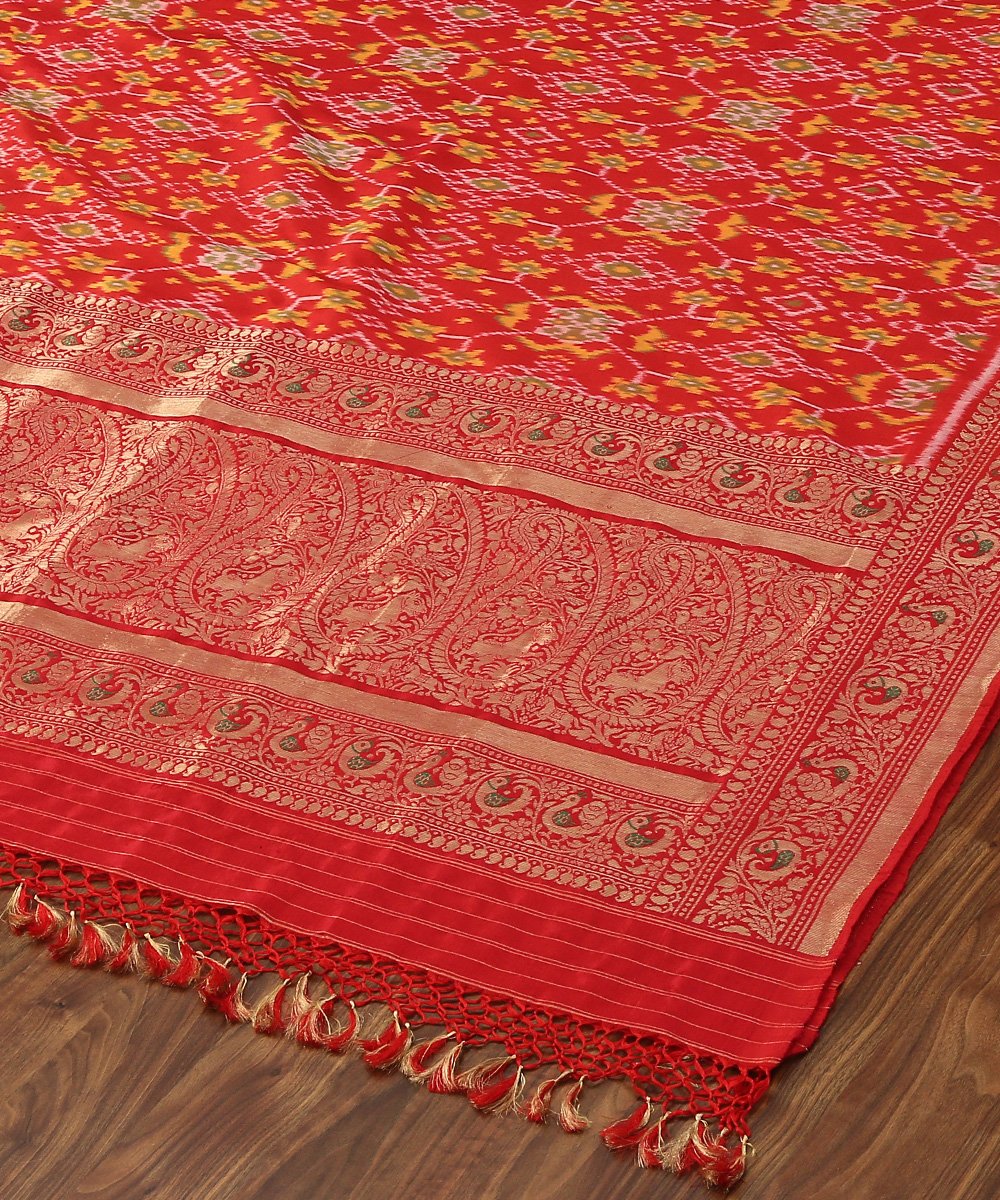 Red_Handloom_Ashawali_Pure_Silk_Patola_Dupatta_With_Meenakari_Border_WeaverStory_04