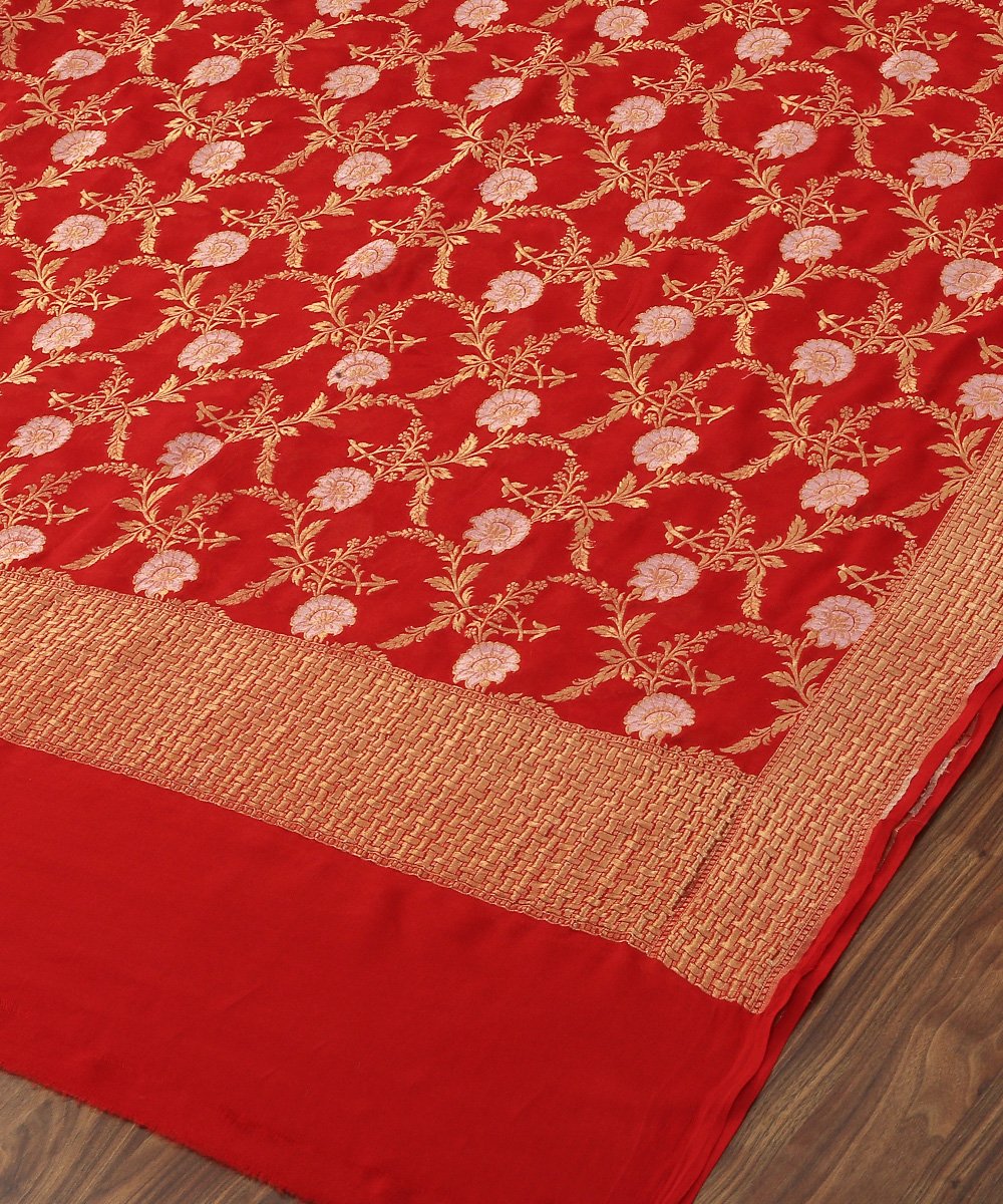Handloom_Red_Cutwork_Banarasi_Georgette_Dupatta_with_Jangla_Design_WeaverStory_04