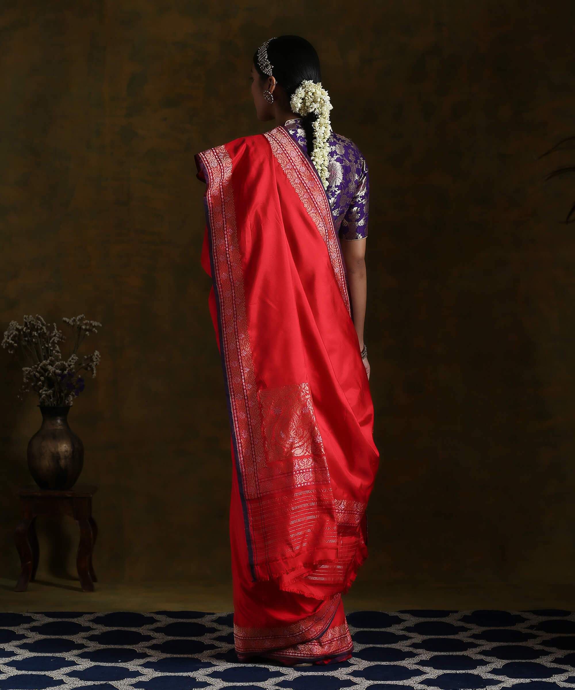 Handloom_Red_Pure_SIlk_Banarasi_Ektara_Saree_with_Konia_Motif_WeaverStory_03