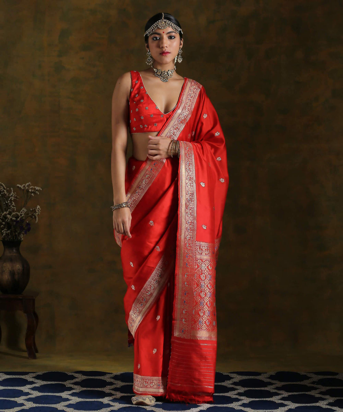 Handloom_Red_Banarasi_Katan_Silk_Shikargah_Saree_with_Meenakari_WeaverStory_02