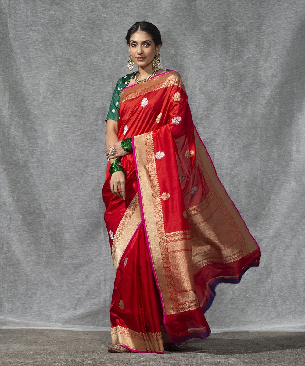 Handloom_Red_Kadhwa_Katan_Silk_Banarasi_Saree_with_Floral_Boota_and_Pink_Selvedge_WeaverStory_02