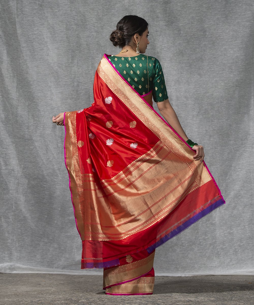 Handloom_Red_Kadhwa_Katan_Silk_Banarasi_Saree_with_Floral_Boota_and_Pink_Selvedge_WeaverStory_03