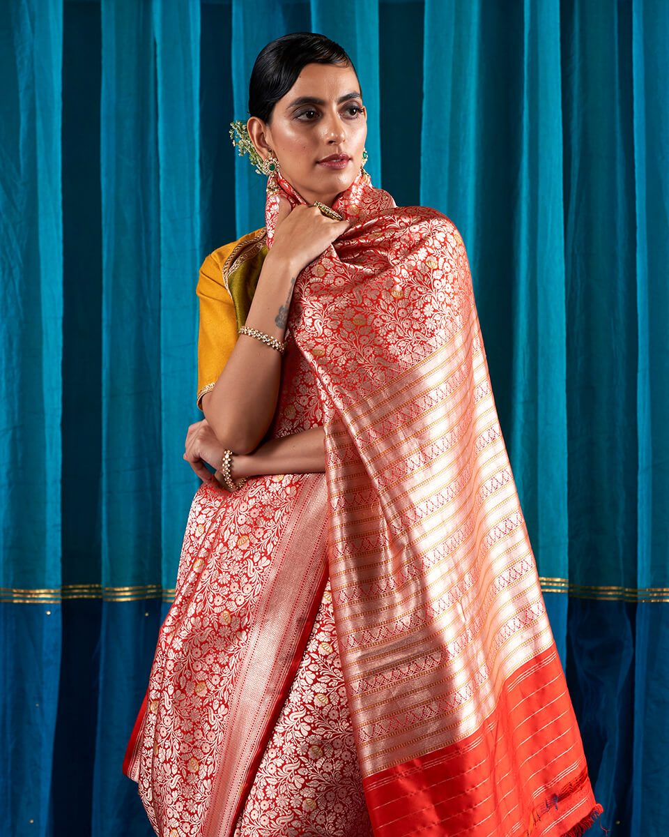 Handloom_Bridal_Red_Pure_Katan_Silk_Kimkhab_Banarasi_Saree_with_Meenakari_WeaverStory_01