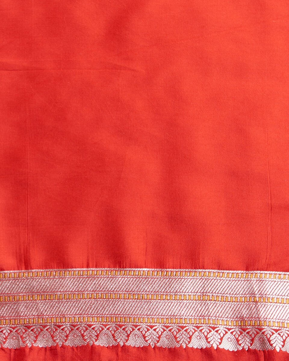 Handloom_Bridal_Red_Pure_Katan_Silk_Kimkhab_Banarasi_Saree_with_Meenakari_WeaverStory_05