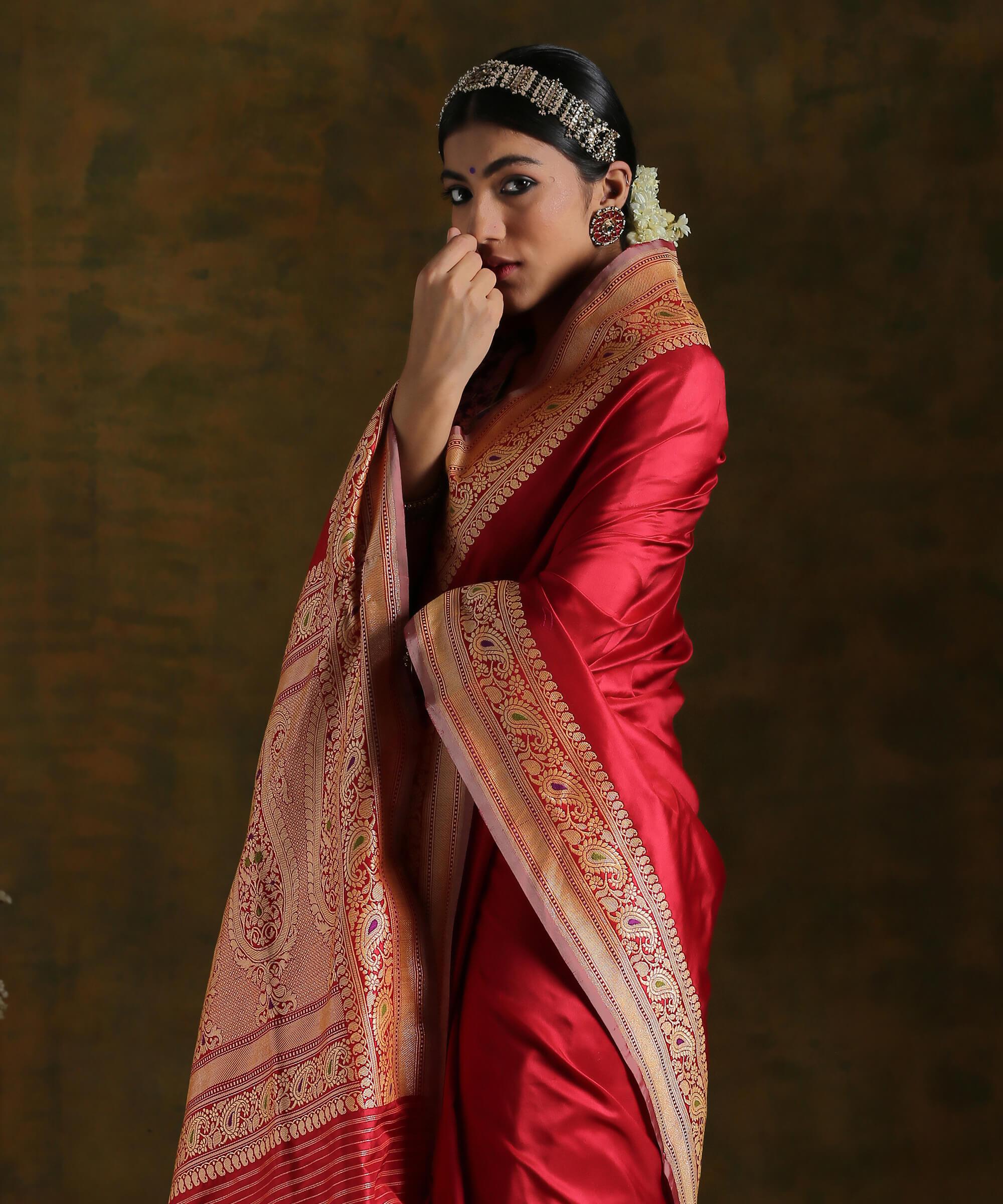 Handloom_Red_Banarasi_Katan_Silk_Saree_with_Meenakari_Border_WeaverStory_01