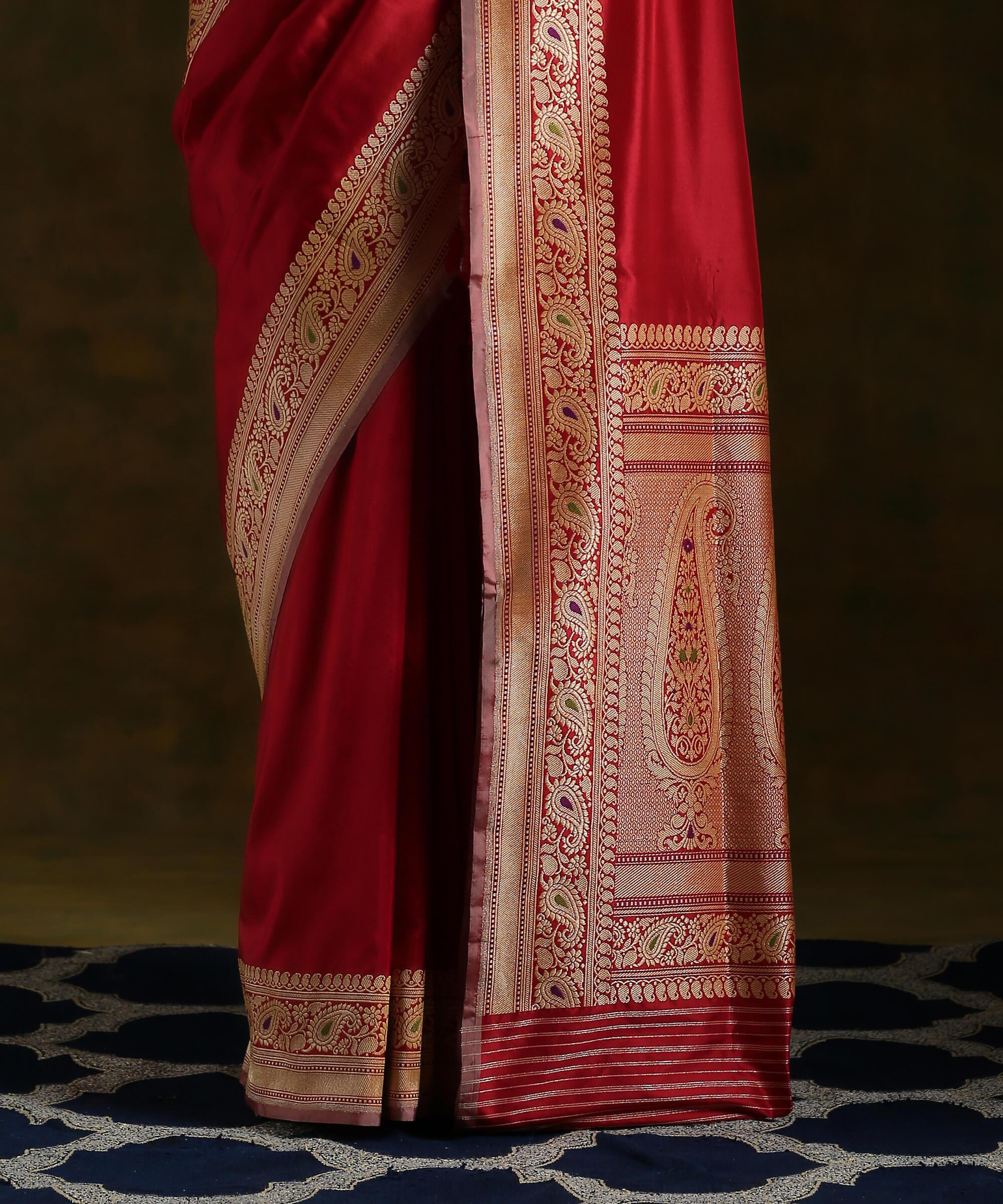 Handloom_Red_Banarasi_Katan_Silk_Saree_with_Meenakari_Border_WeaverStory_04