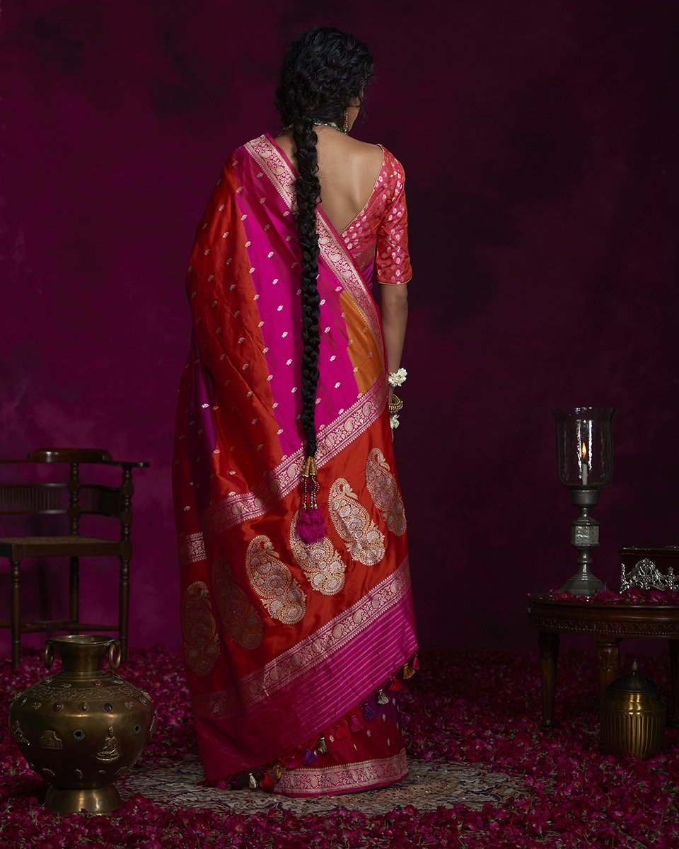 Handloom_Red_Rangkaat_Katan_Silk_Banarasi_Saree_with_Ambi_Pallu_WeaverStory_03