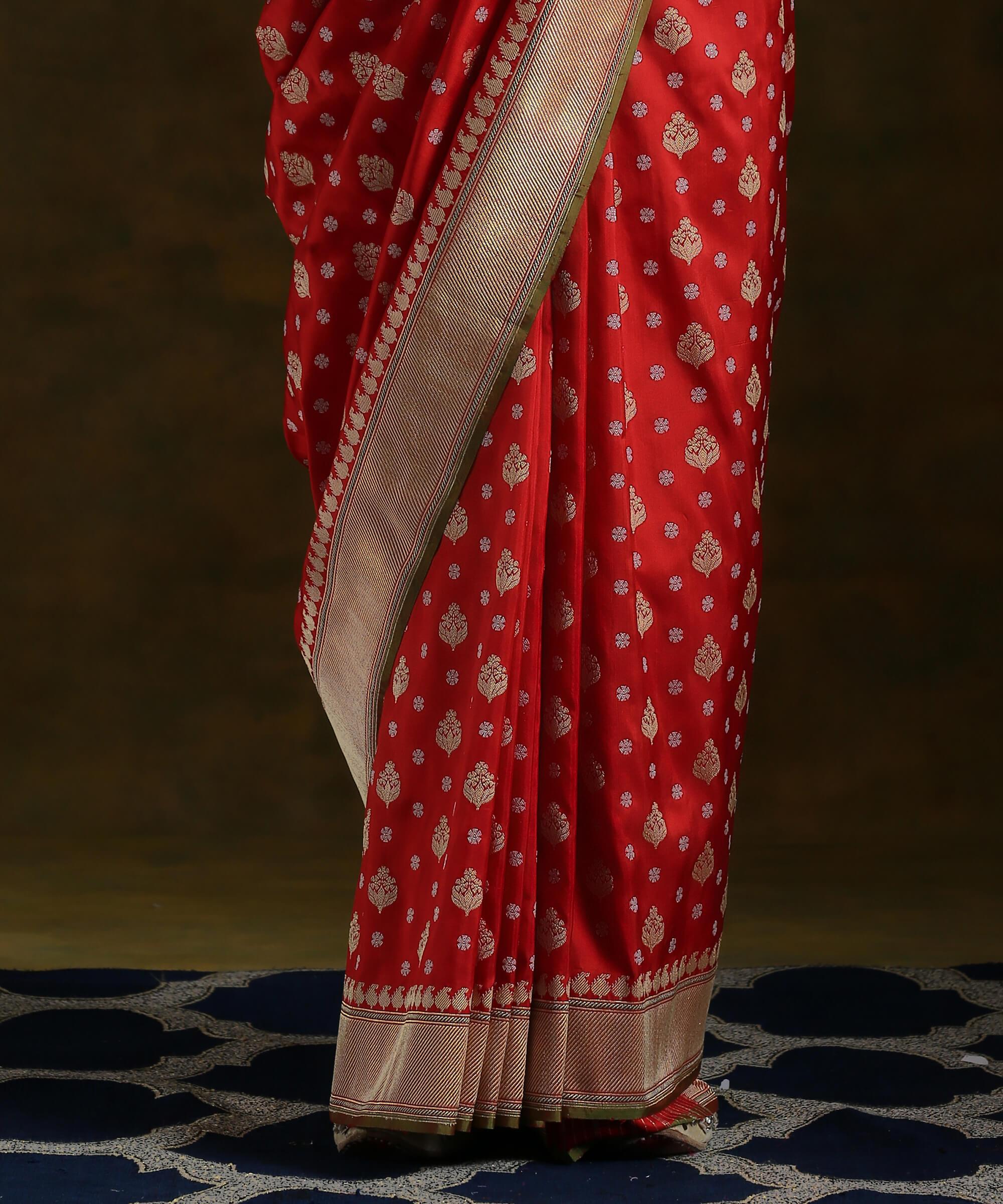 Red_Handloom_Banarasi_Pure_Katan_Silk_Real_Zari_Saree_Woven_in_Kadhua_Weave_WeaverStory_04