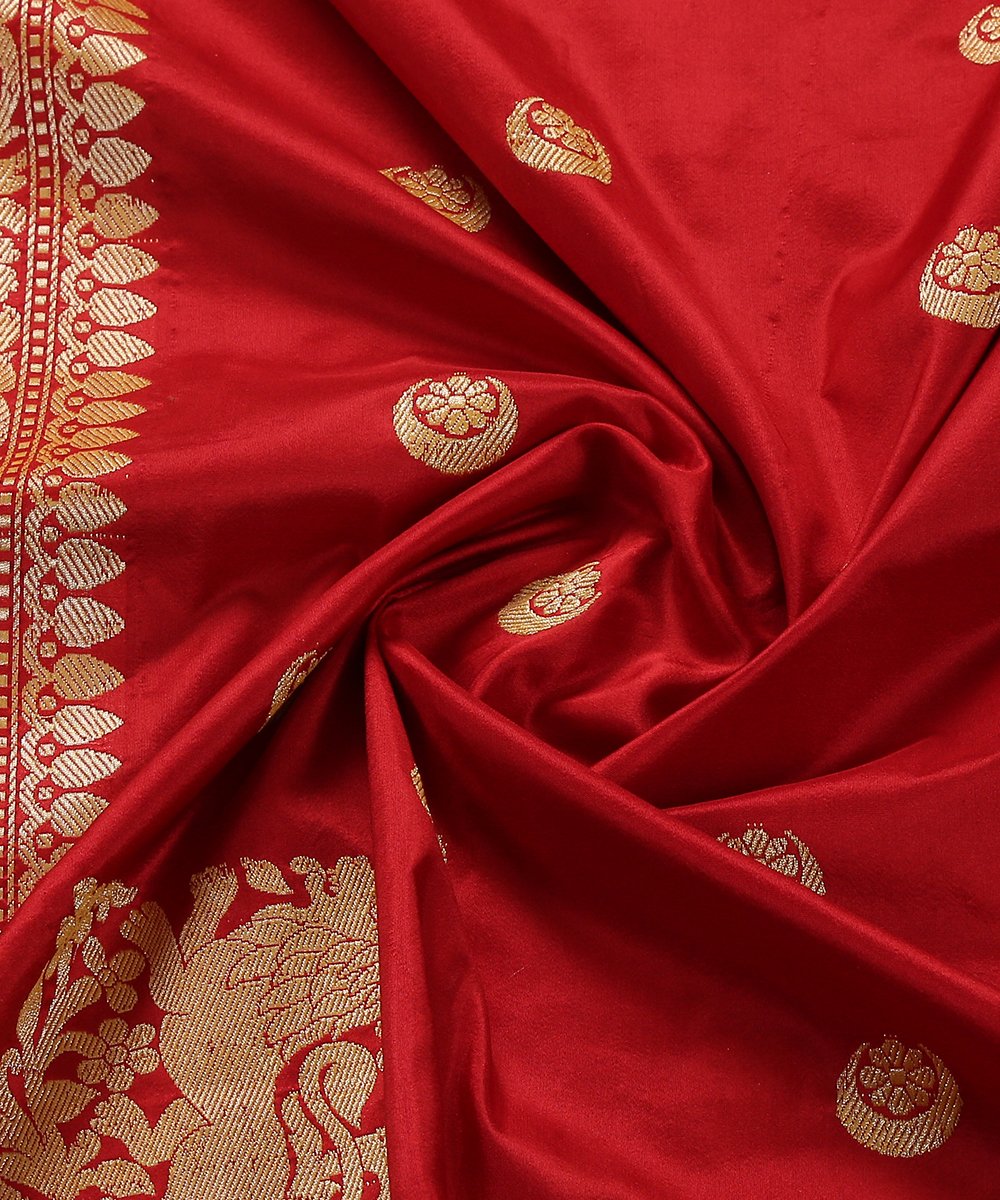 Handloom_Red_Shikargah_Banarasi_Dupatta_with_Chaand_Boota_WeaverStory_05