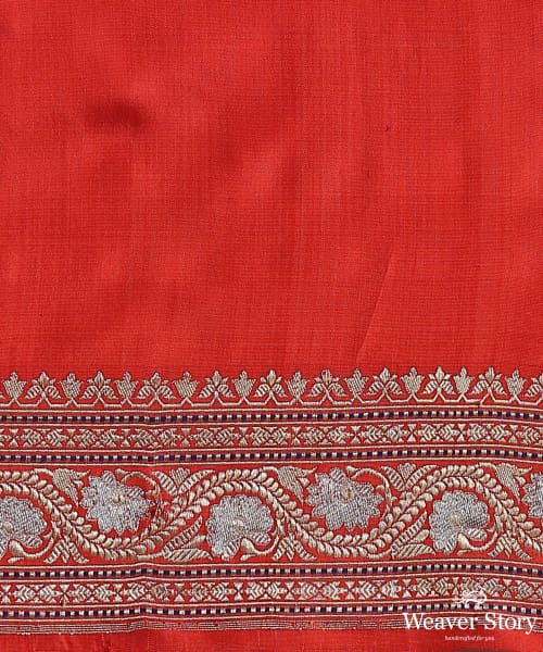 Bridal_Red_Pure_Katan_Silk_Banarasi_Handloom_Kadhua_Jangla_Saree_WeaverStory_05