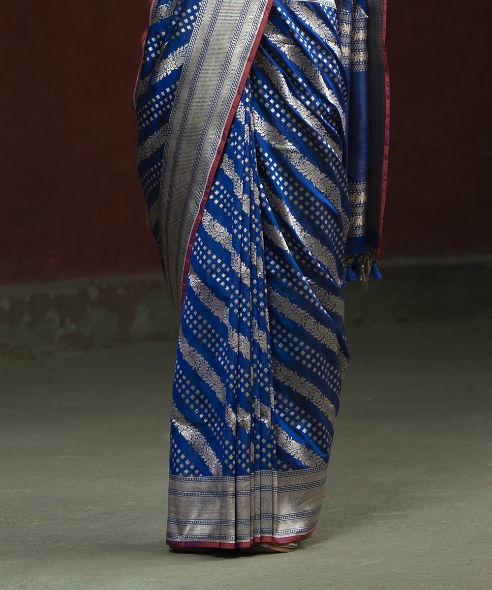Handloom_Royal_Blue_Katan_Silk_Banarasi_Saree_with_Aada_Jangla_Design_WeaverStory_04