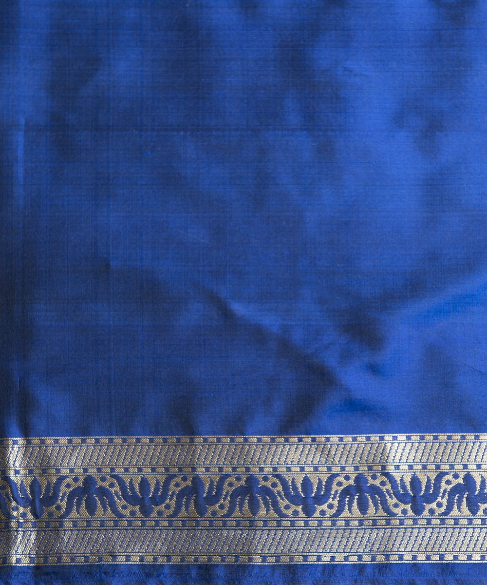 Handloom_Royal_Blue_Katan_Silk_Banarasi_Saree_with_Aada_Jangla_Design_WeaverStory_05