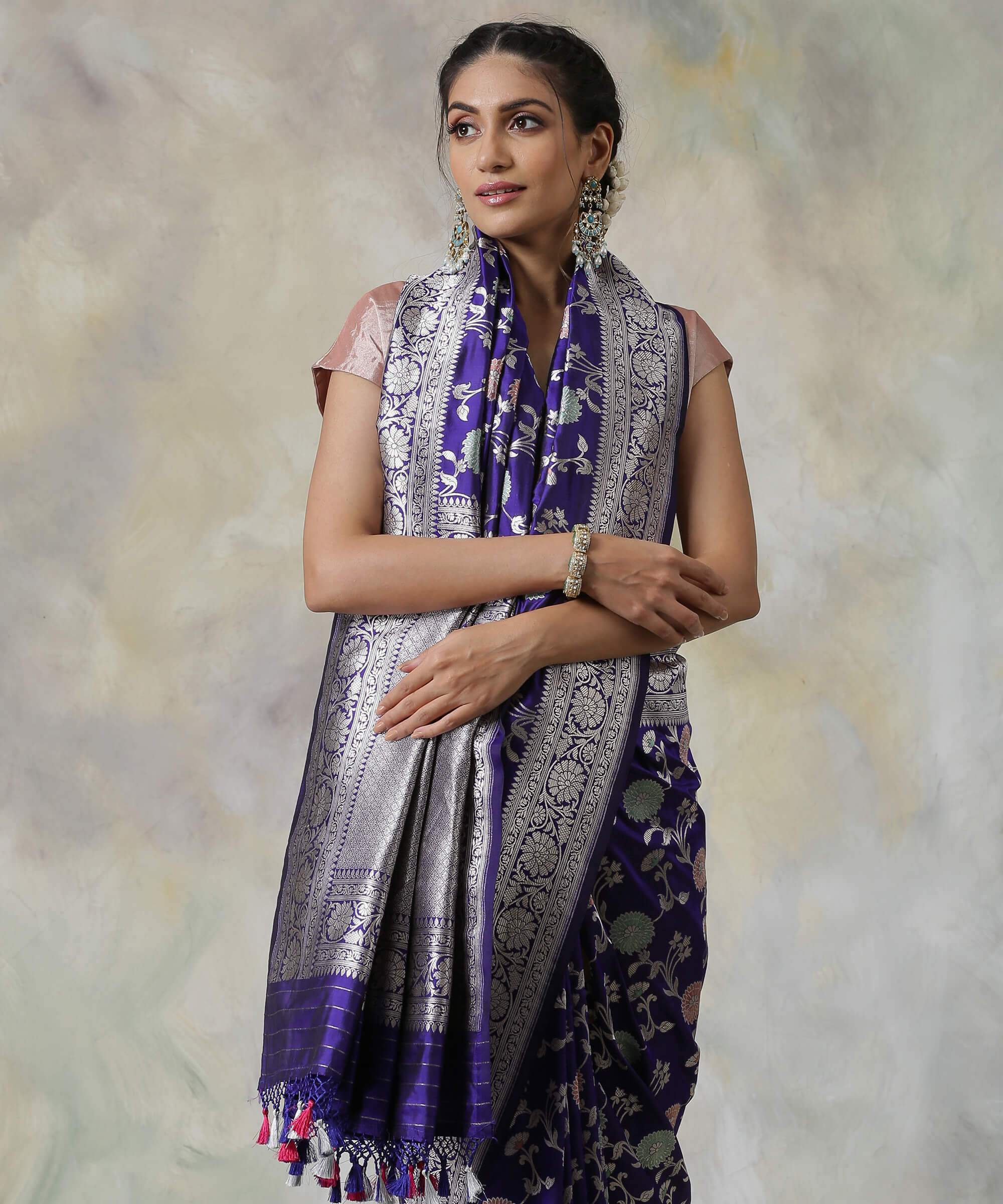 Handloom_Royal_Purple_Pure_Katan_Silk_Banarasi_Saree_with_Silver_Zari_WeaverStory_01