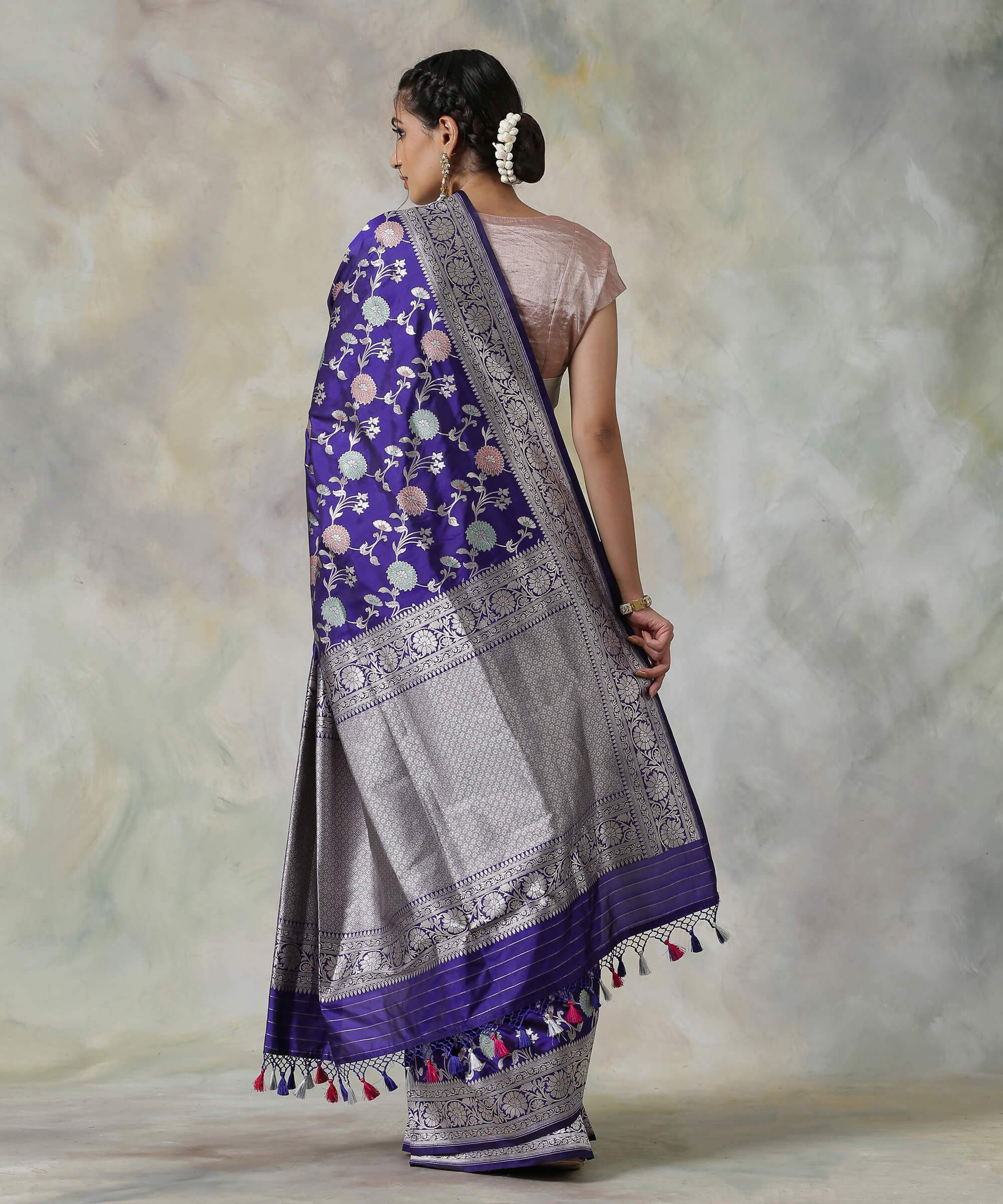 Handloom_Royal_Purple_Pure_Katan_Silk_Banarasi_Saree_with_Silver_Zari_WeaverStory_03