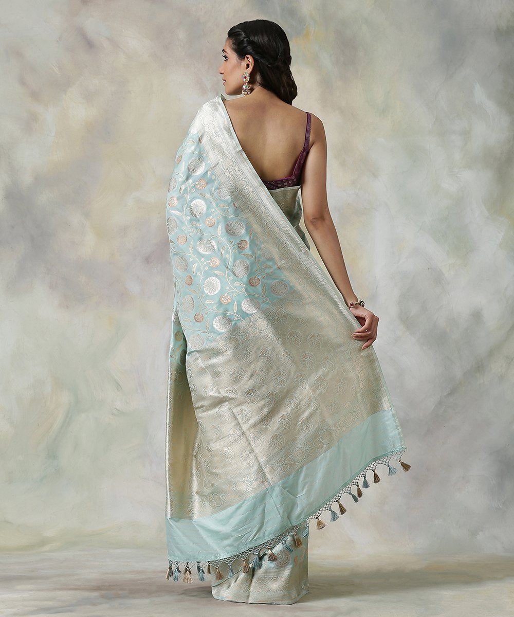 Handloom_Sea_Green_Katan_Silk_Banarasi_Saree_with_Copper_and_Gold_Zari_WeaverStory_03