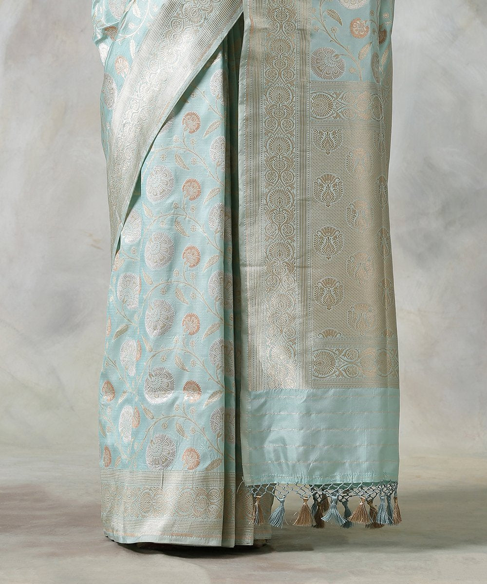 Handloom_Sea_Green_Katan_Silk_Banarasi_Saree_with_Copper_and_Gold_Zari_WeaverStory_04