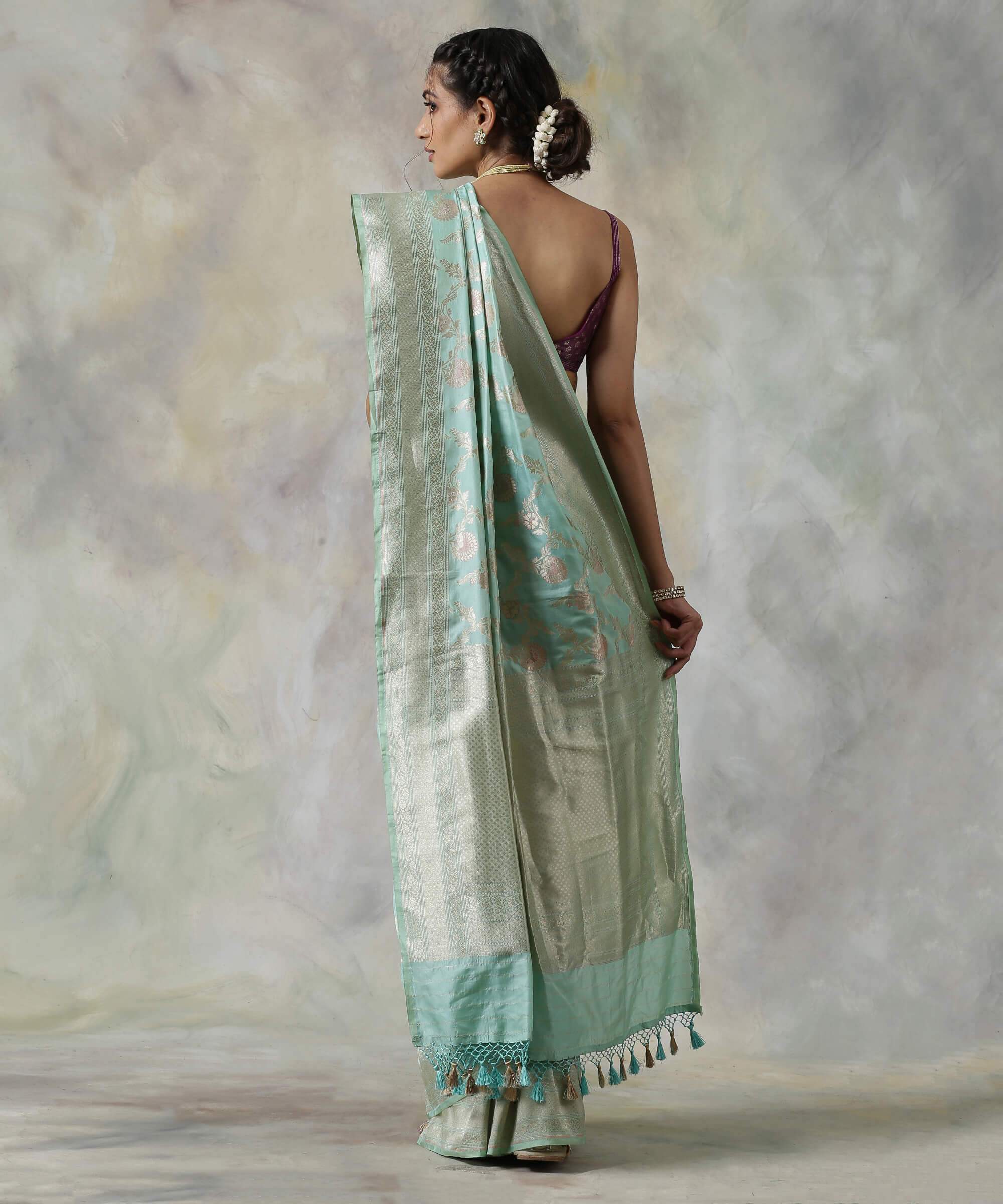 Handloom_Sea_Green_Katan_Silk_Banarasi_Jangla_Saree_WeaverStory_03