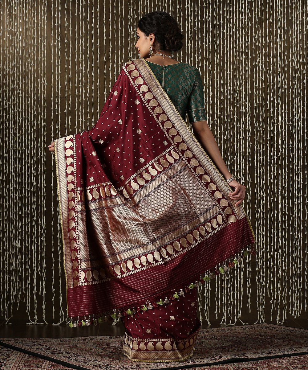 Handloom_Wine_Katan_Silk_Banarasi_Saree_with_All_Over_Small_Booti_WeaverStory_03