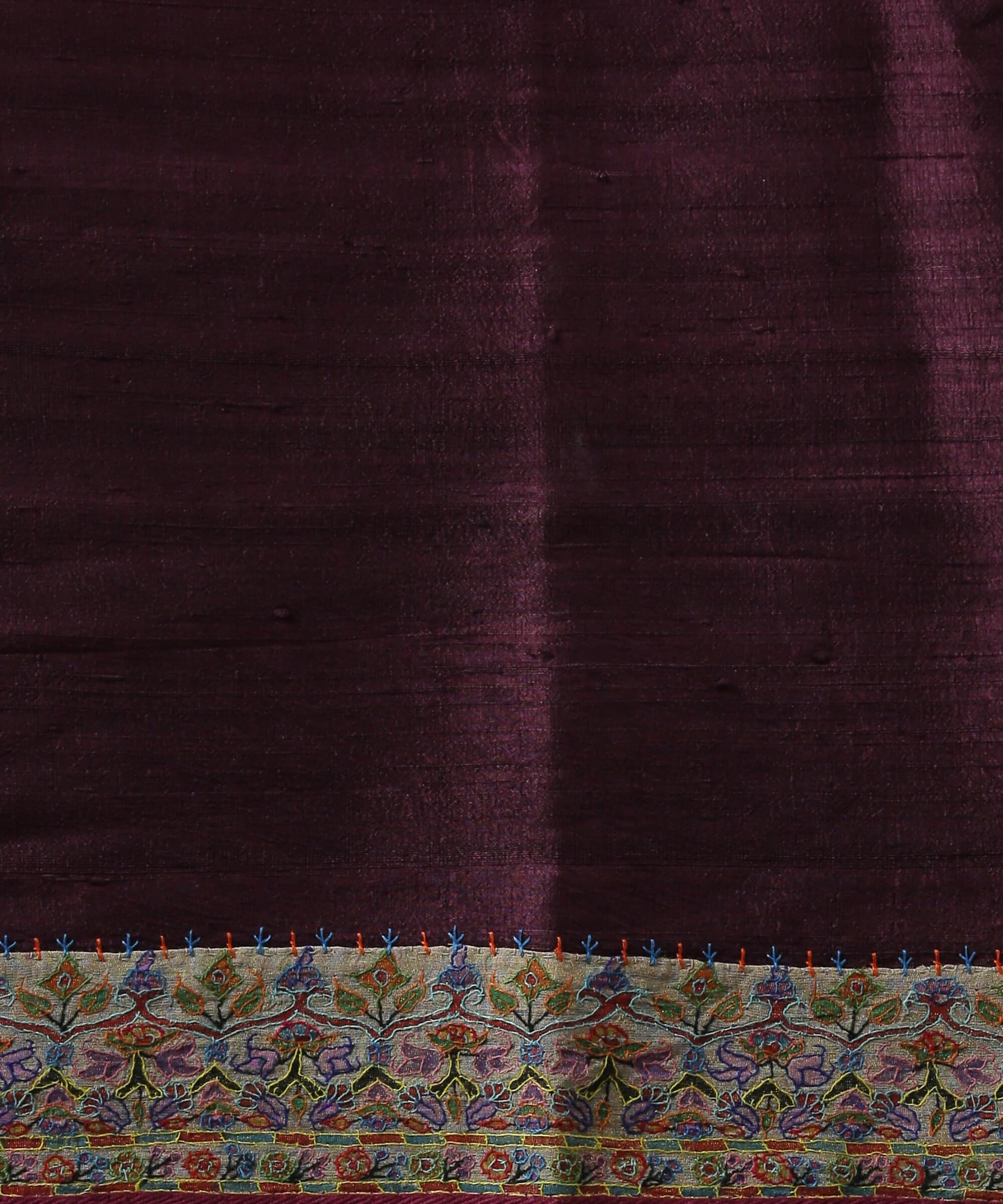 Wine_Handloom_Organza_Saree_with_Hand_Appliqued_Sozni_Needle_Work_Border_WeaverStory_05