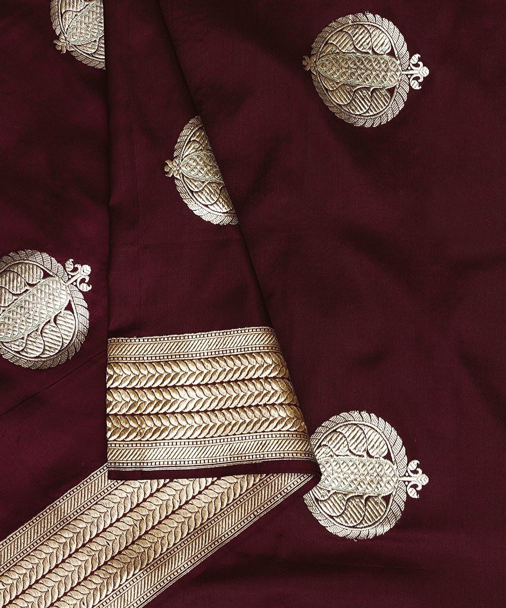 Handloom_Wine_Pure_Katan_Silk_Anaar_Boota_Banarasi_Dupatta_WeaverStory_05