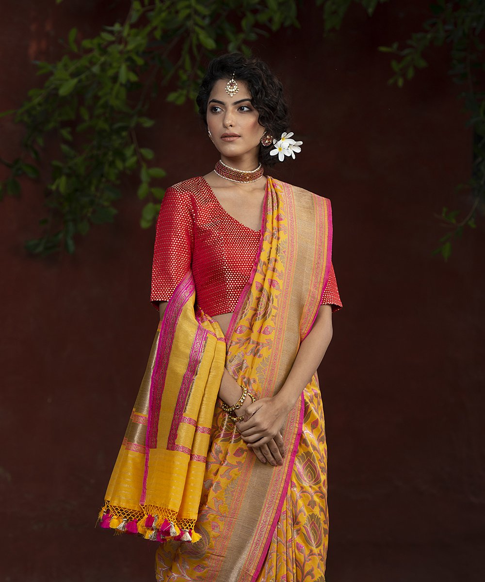 Handloom_Yellow_Lotus_Flower_Katan_Silk_Antique_Zari_Jangla_Banarasi_Saree_WeaverStory_01