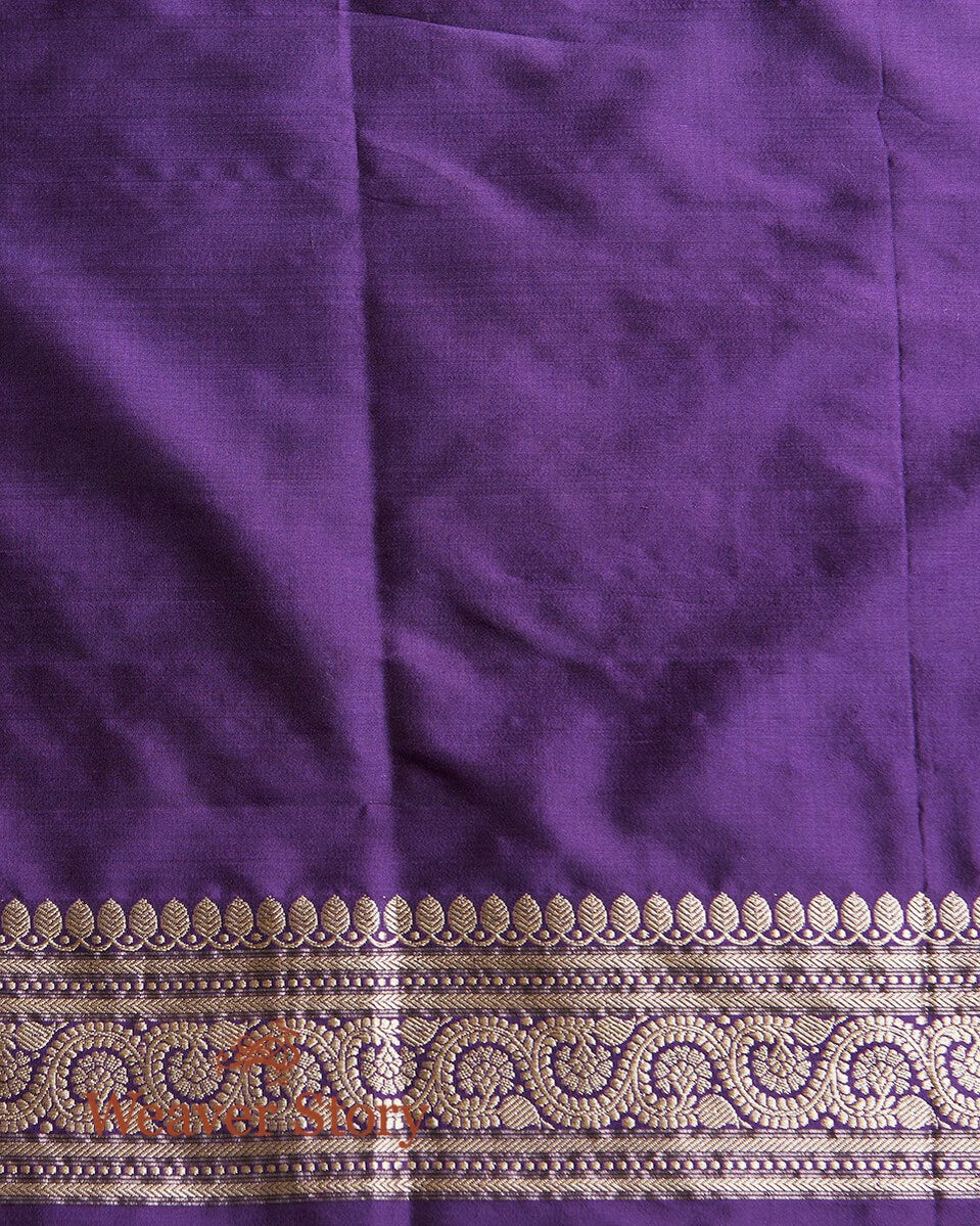 Handloom_Purple_Saree_with_Nandi_Motifs_woven_in_Gold_Zari_WeaverStory_05