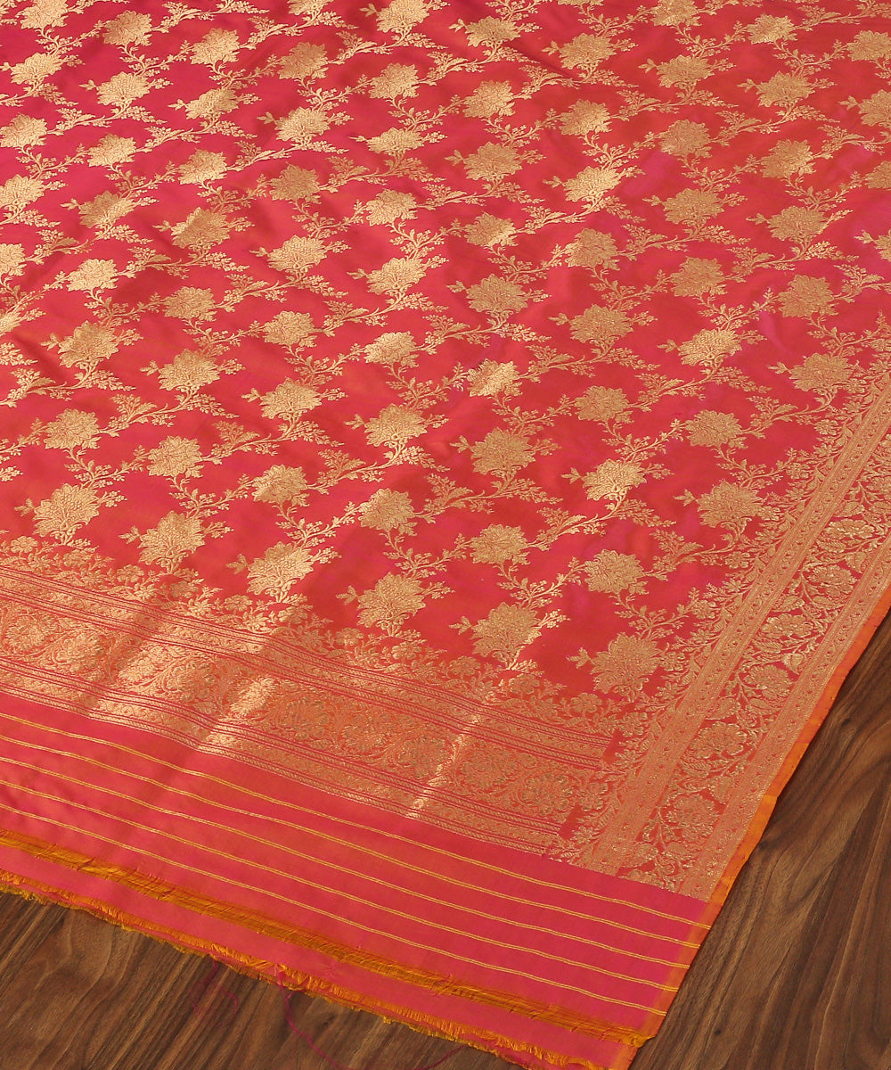 Handloom_Peach_Pure_Katan_Silk_Banarasi_Dupatta_with_Floral_Jaal_WeaverStory_03