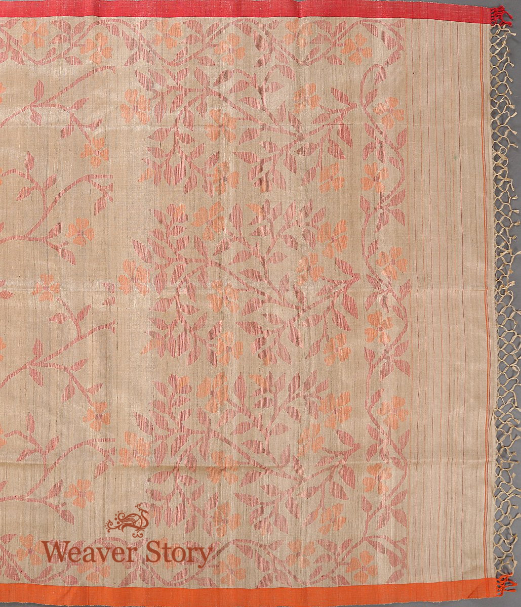 Handwoven_Tusser_Munga_Jamdani_Saree_with_Floral_Motifs_WeaverStory_03