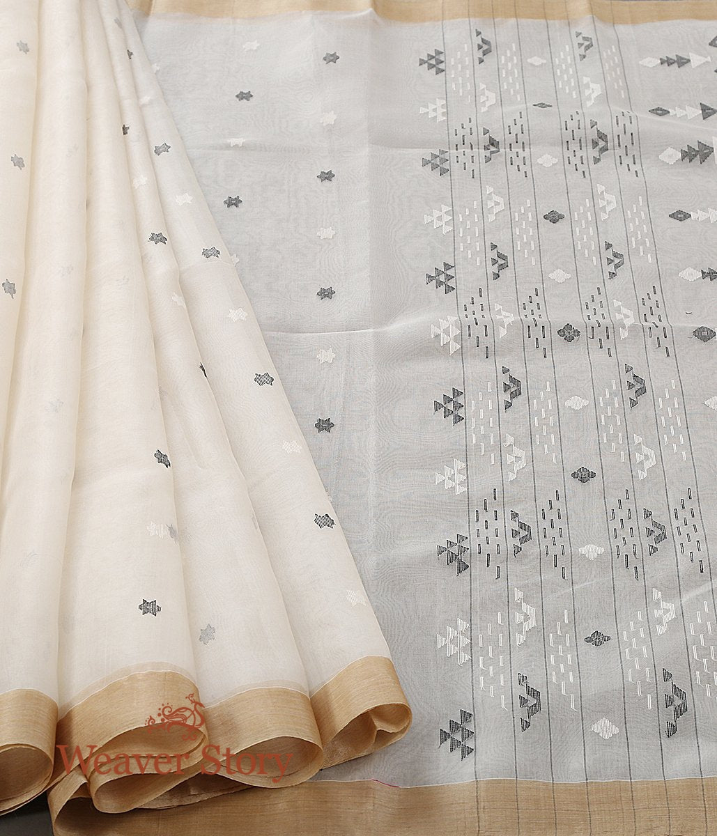 Handwoven_Off_White_Dhakai_Jamdani_Saree_with_Gold_Border_WeaverStory_02