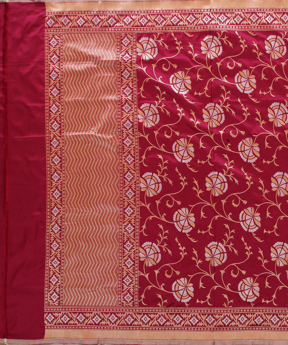 Berry_Pink_Handloom_Banarasi_Katan_Silk_Dupatta_Sona_Rupa_Floral_Jaal_WeaverStory_02