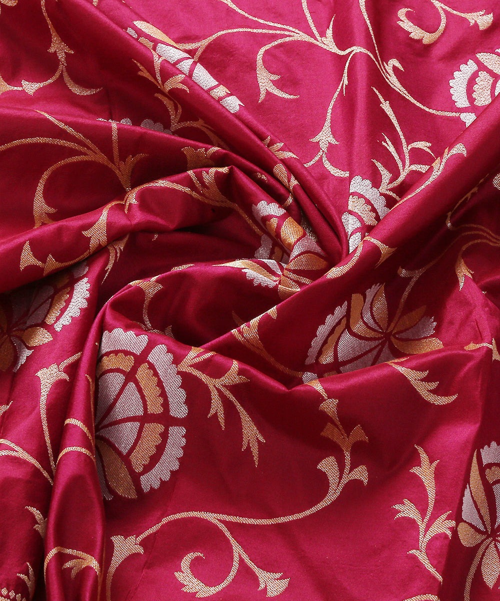Berry_Pink_Handloom_Banarasi_Katan_Silk_Dupatta_Sona_Rupa_Floral_Jaal_WeaverStory_05