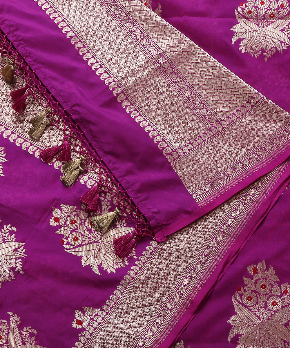 Jamuni_Handloom_Banarasi_Katan_Silk_Dupatta_with_Floral_Bunches_WeaverStory_04