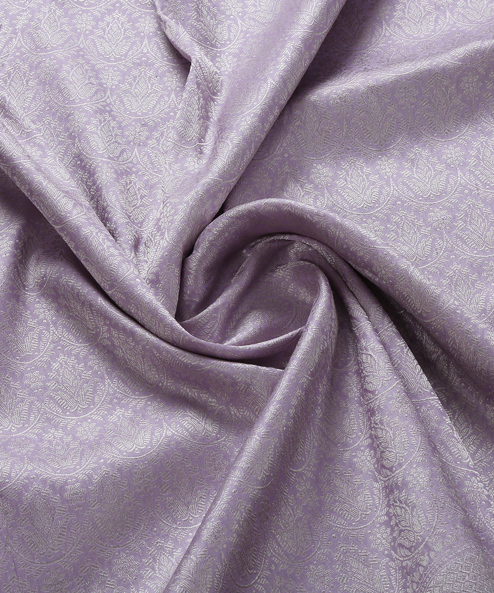Lilac_Handloom_Banarasi_Katan_Silk_Dupatta_with_Silver_Zari_WeaverStory_05