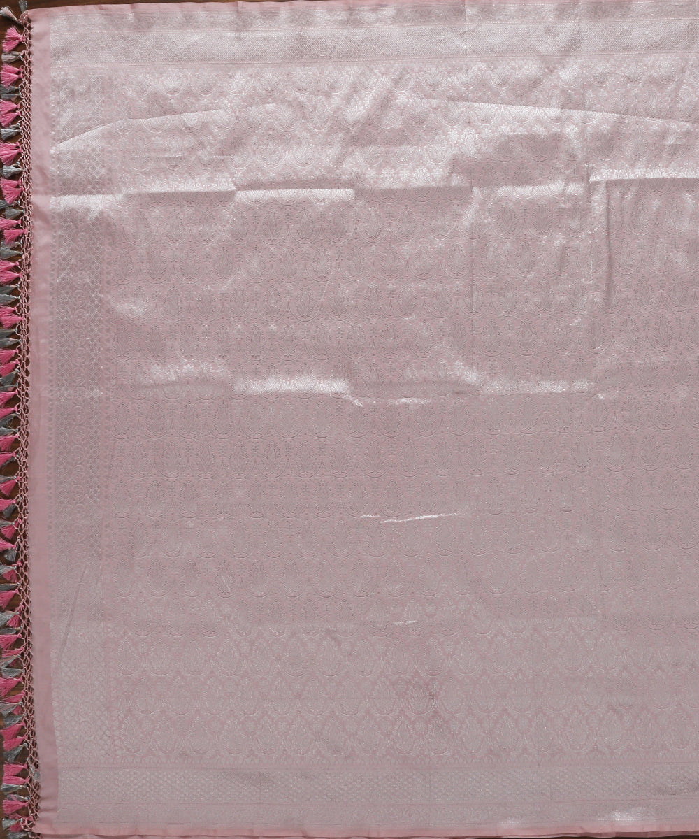 Baby_Pink_Handloom_Banarasi_Katan_Silk_Dupatta_with_Silver_Zari_WeaverStory_02