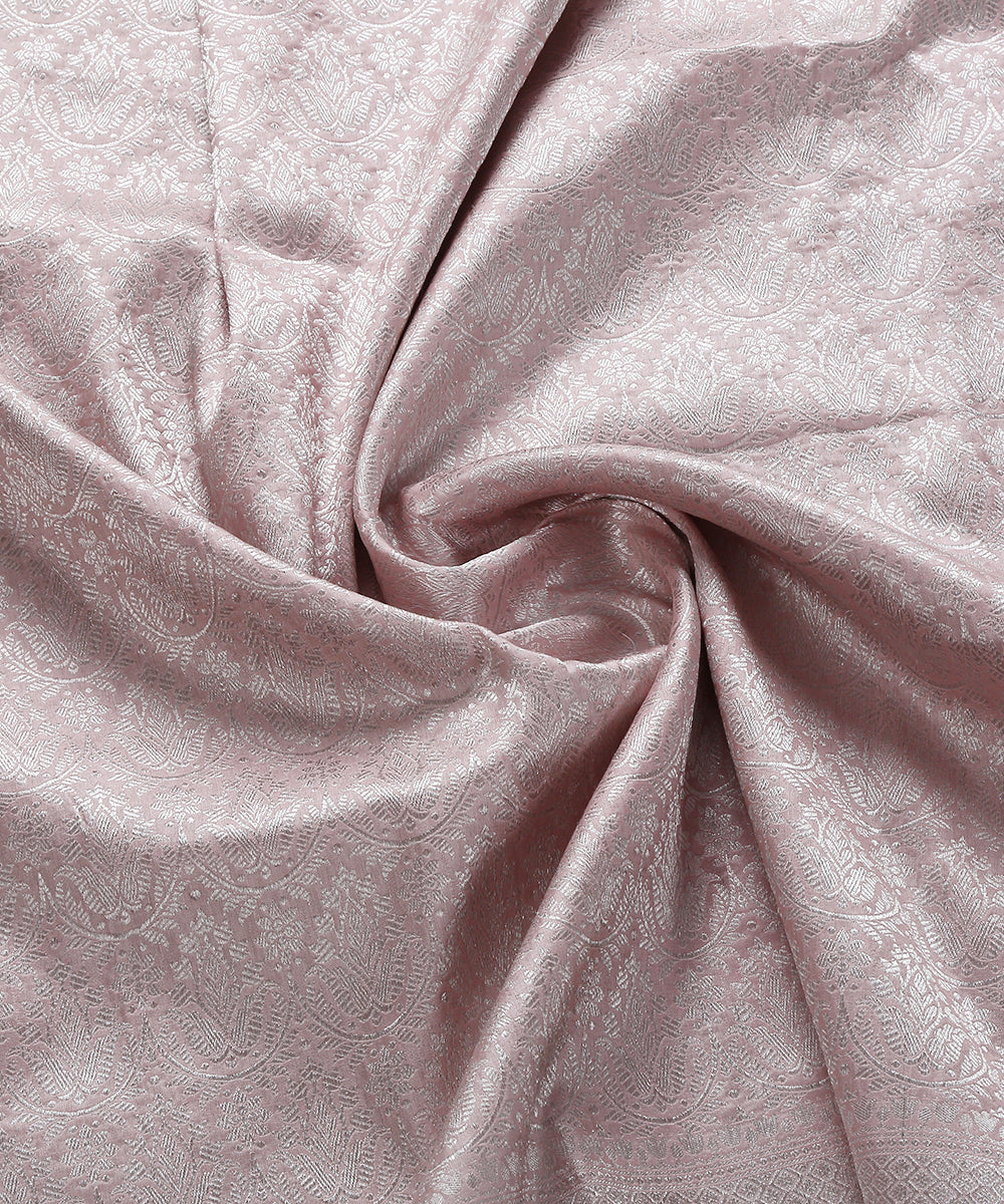 Baby_Pink_Handloom_Banarasi_Katan_Silk_Dupatta_with_Silver_Zari_WeaverStory_05