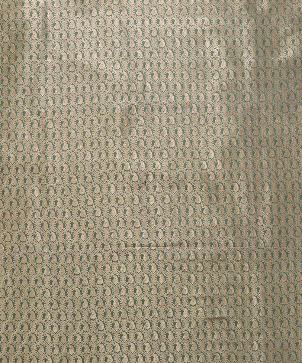 Green_and_Gold_Pure_Katan_Silk_Banarasi_Handloom_Fabric_with_Paisleys_WeaverStory_04