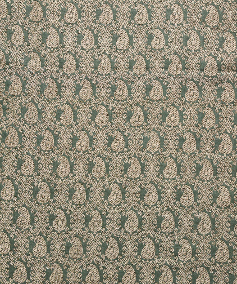 Green_and_Gold_Pure_Katan_Silk_Banarasi_Handloom_Fabric_with_Paisleys_WeaverStory_03