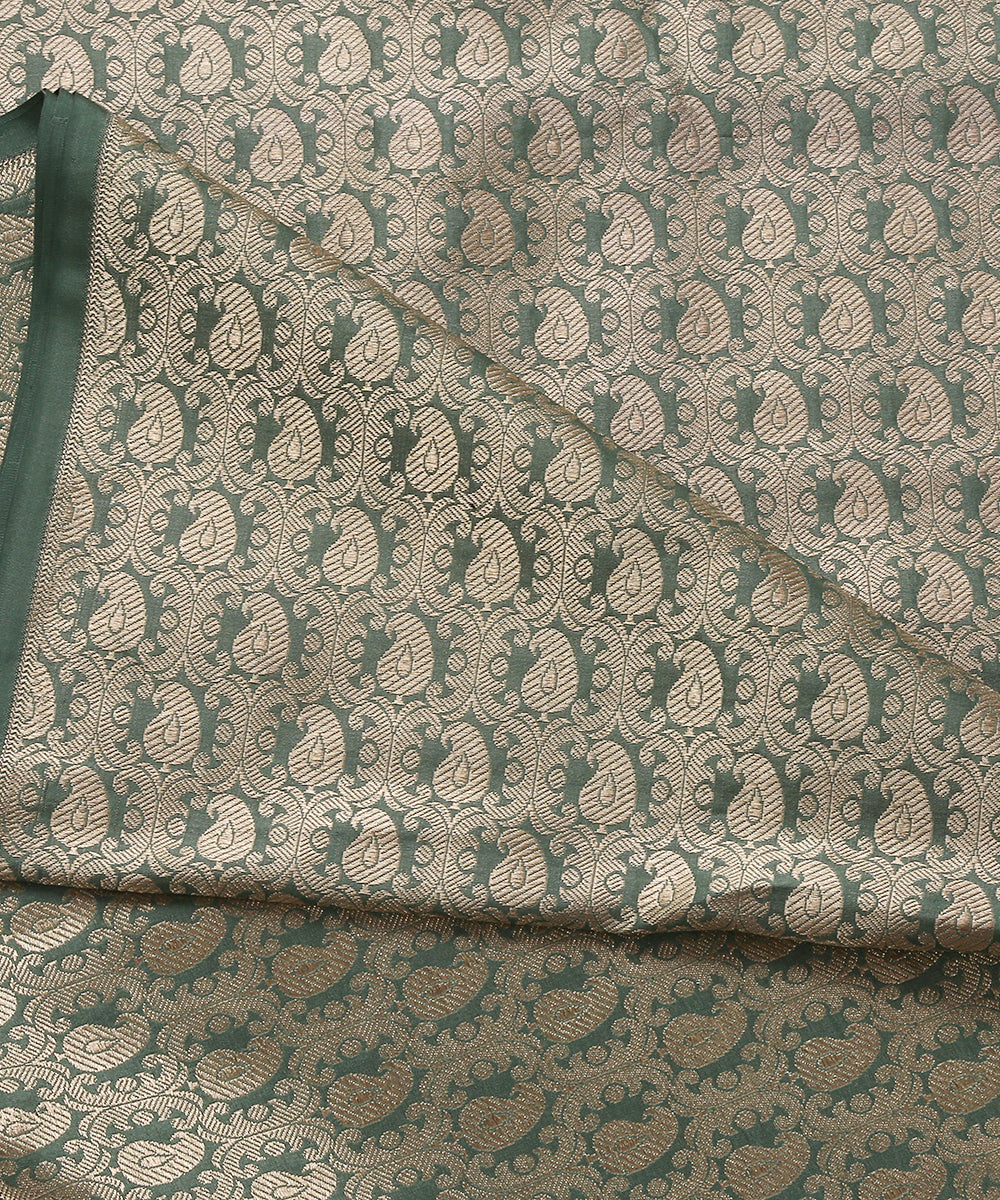 Green_and_Gold_Pure_Katan_Silk_Banarasi_Handloom_Fabric_with_Paisleys_WeaverStory_02
