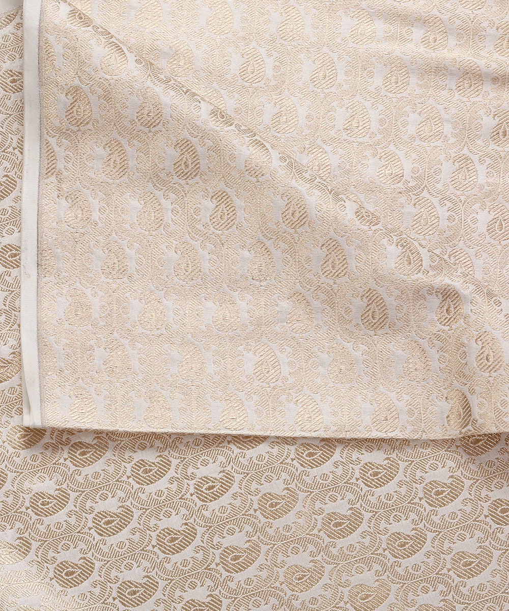 OffWhite_and_Gold_Pure_Katan_Silk_Banarasi_Handloom_Fabric_with_Paisleys_WeaverStory_02