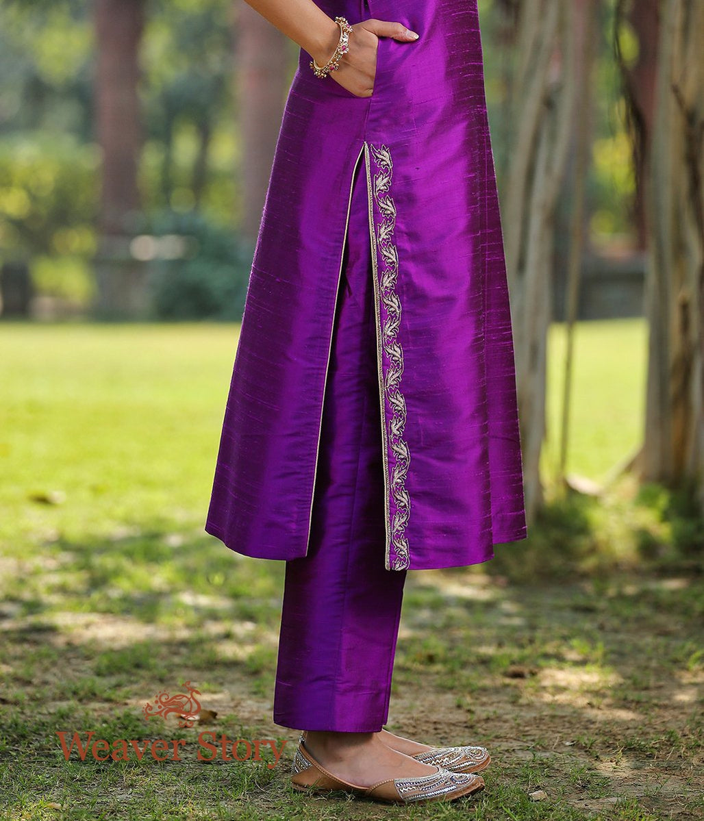 Purple_Raw_Silk_Kurta_With_Zardozi_Detailing_and_Zardozi_Dupatta_WeaverStory_06