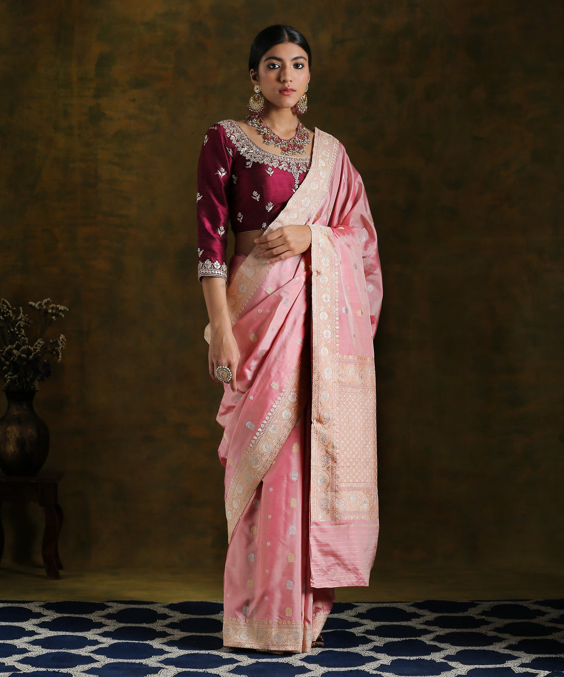 Handloom_Pure_Katan_Silk_Pink_Banarasi_Saree_with_Kadhwa_Booti_WeaverStory_02