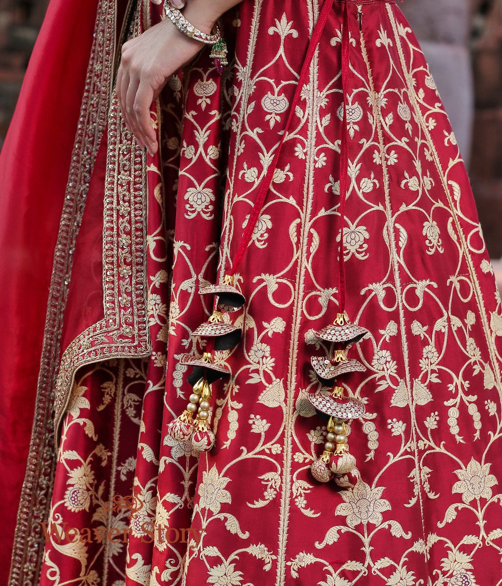 Handwoven_Banarasi_Lehenga_in_Regal_Maroon_with_Zardozi_Embroidered_Blouse_and_Dupatta_WeaverStory_04