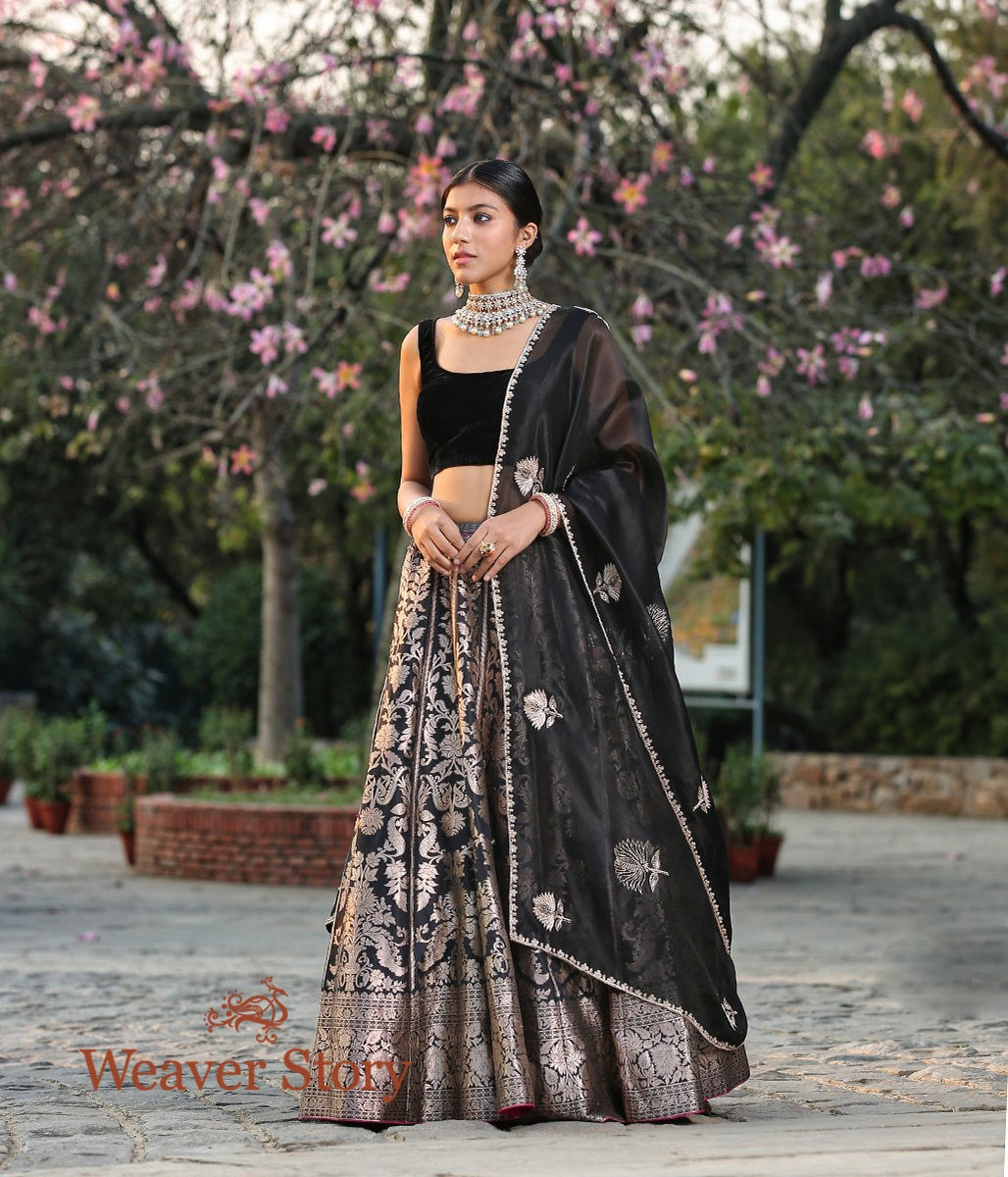 Handwoven_Black_Banarasi_Lehenga_with_Velvet_Blouse_and_Silk_Organza_Dupatta_WeaverStory_03