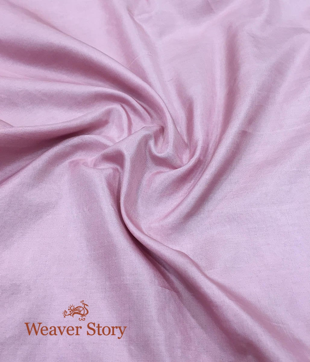 Handloom_Powder_Pink_Heavy_Meenakari_Lehenga_with_Blue_Border_WeaverStory_04