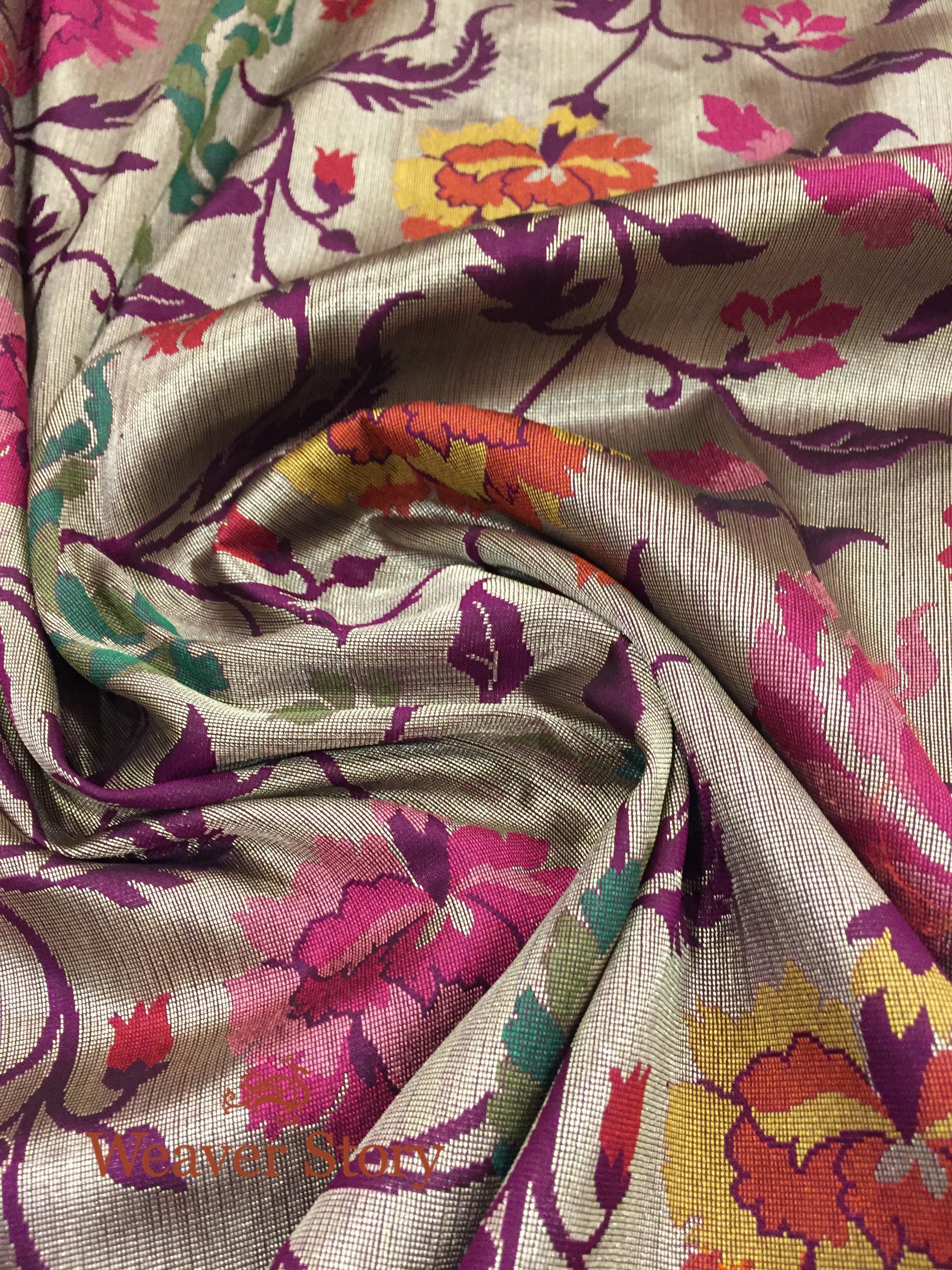 Wine_Handloom_Cutwork_Banarasi_Jangla_Dupatta_with_Antique_Zari_Base_and_Meenakari_WeaverStory_05