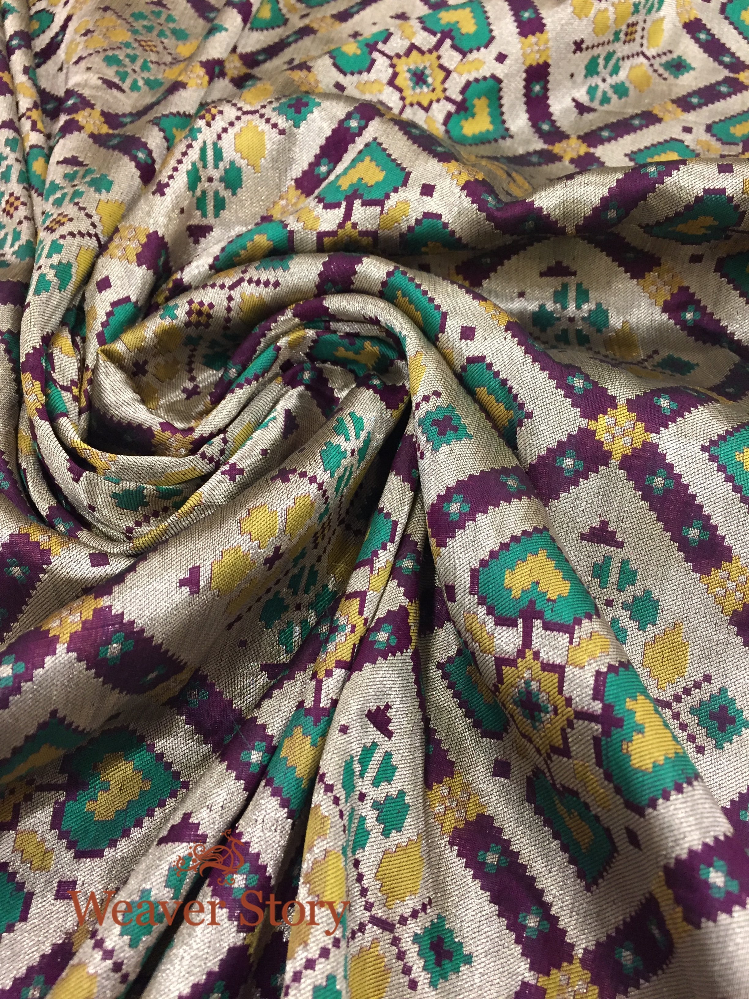 Handloom_Wine_Banarasi_Patola_Dupatta_with_Zari_Base_WeaverStory_05