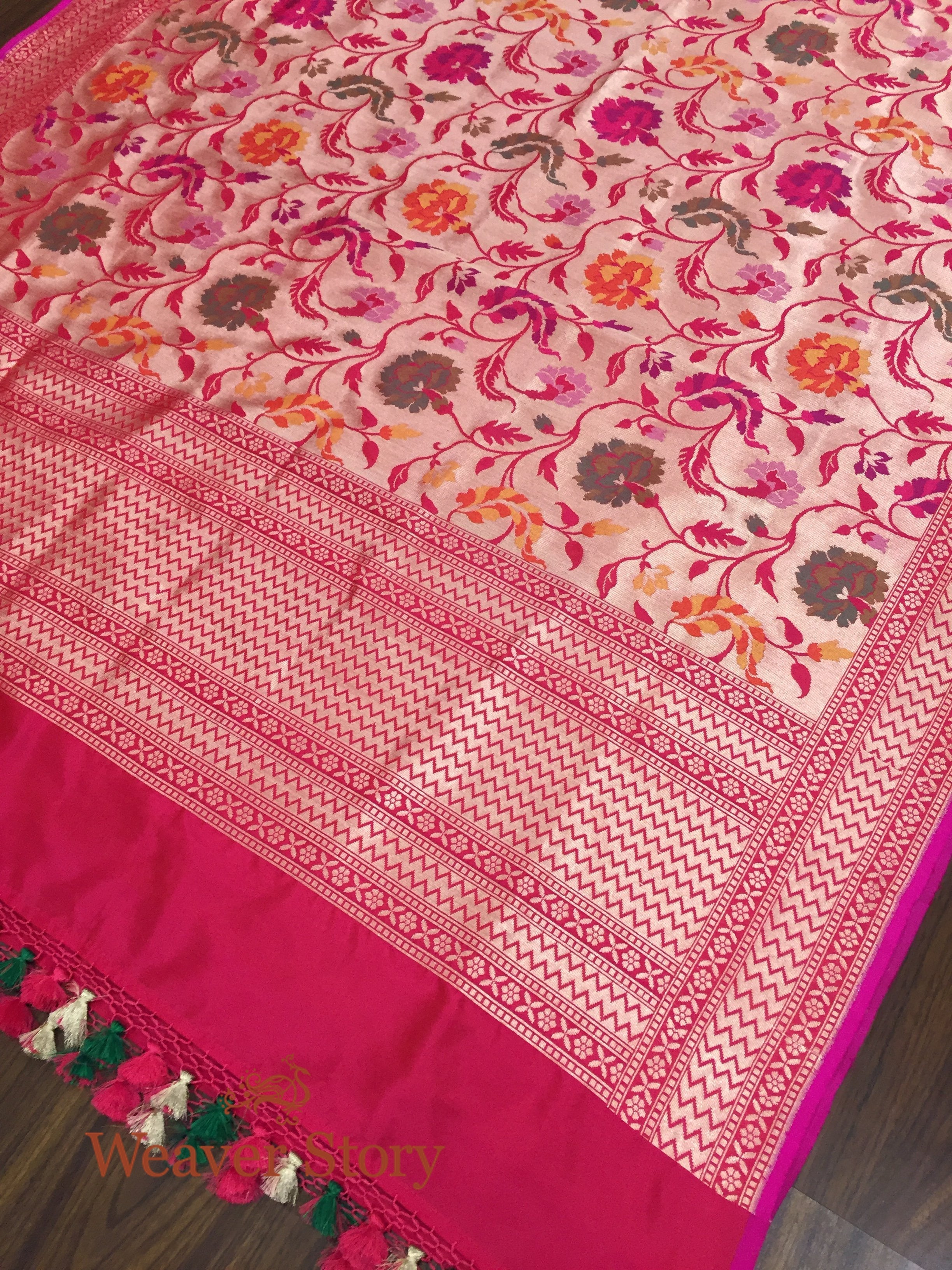 Handloom_Pink_Katan_Silk_Banarasi_Jangla_Dupatta_with_Antique_Zari_Base_WeaverStory_03