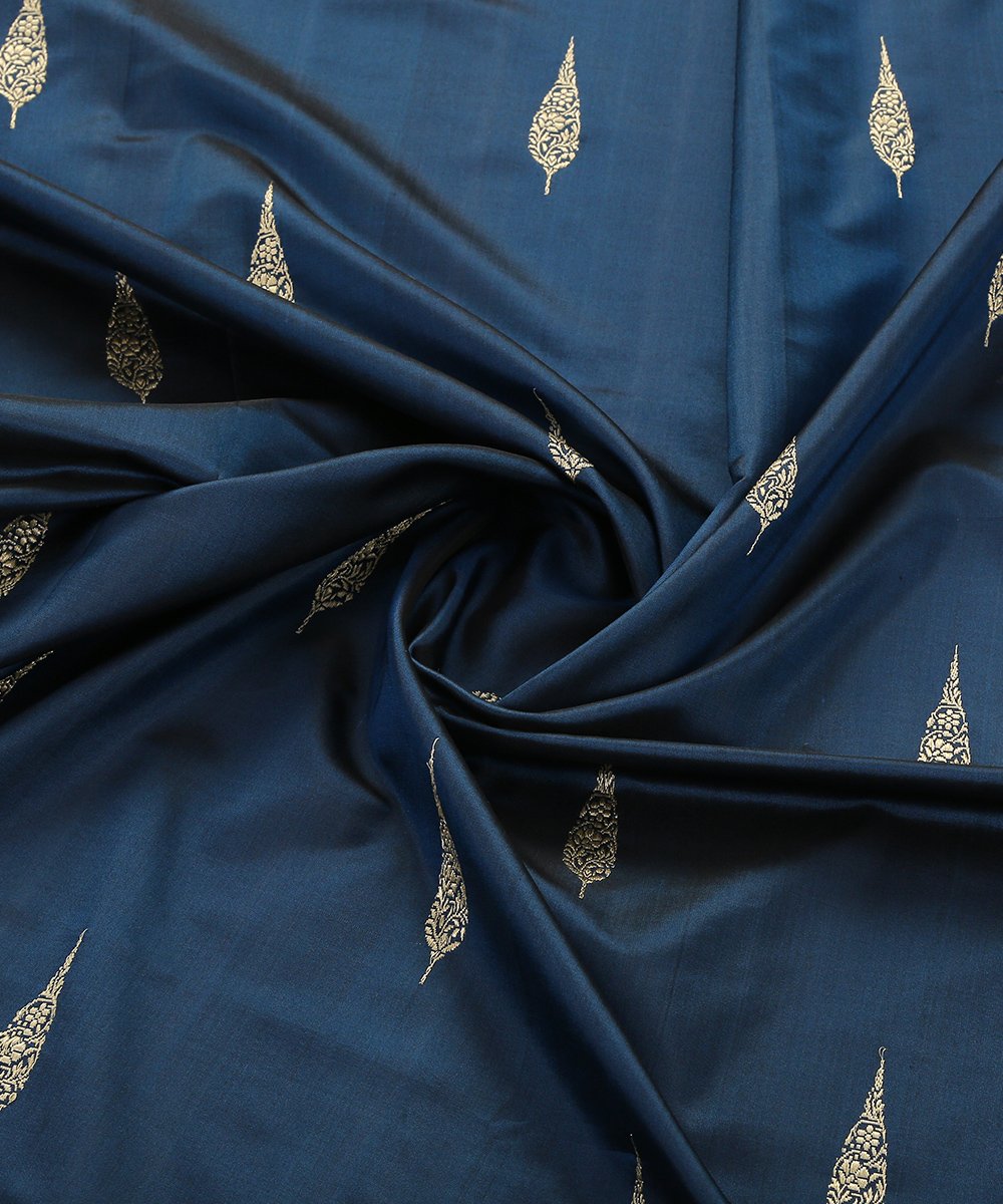 Indigo_Handloom_Blue_Pure_Katan_Silk_Scallop_Border_Banarasi_Dupatta_WeaverStory_06