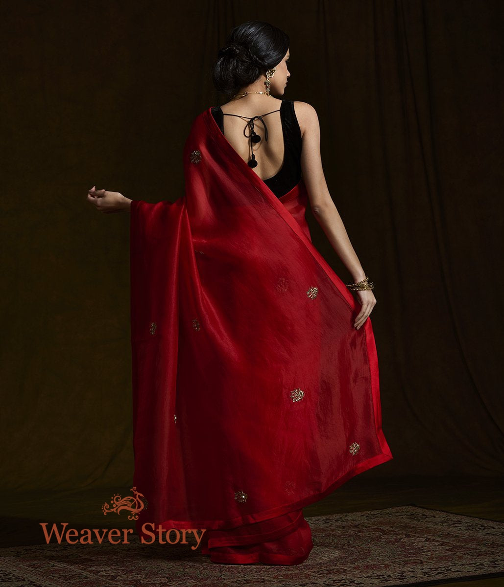 Red_Organza_Silk_Saree_with_Zardozi_Work_WeaverStory_03